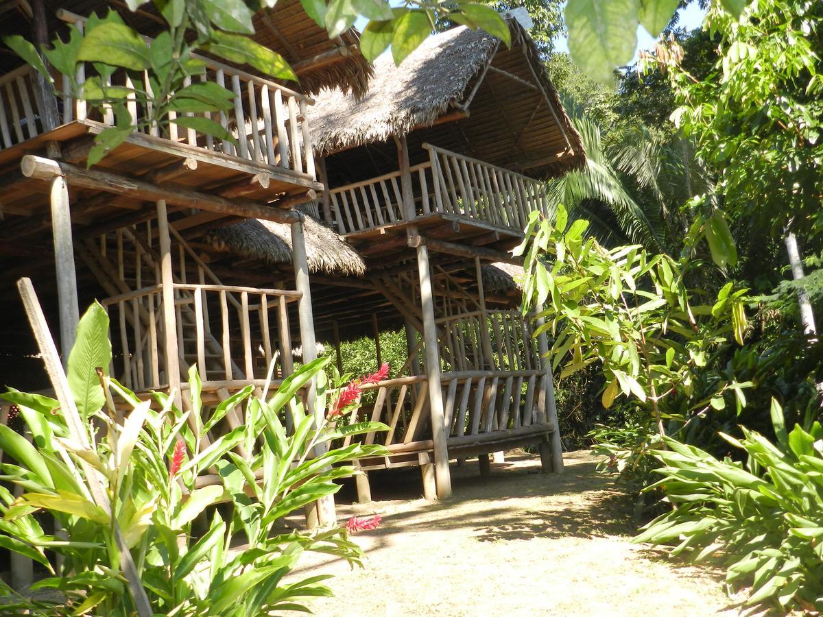 Tres Chimbadas Lake Lodge Tambopata Eksteriør billede