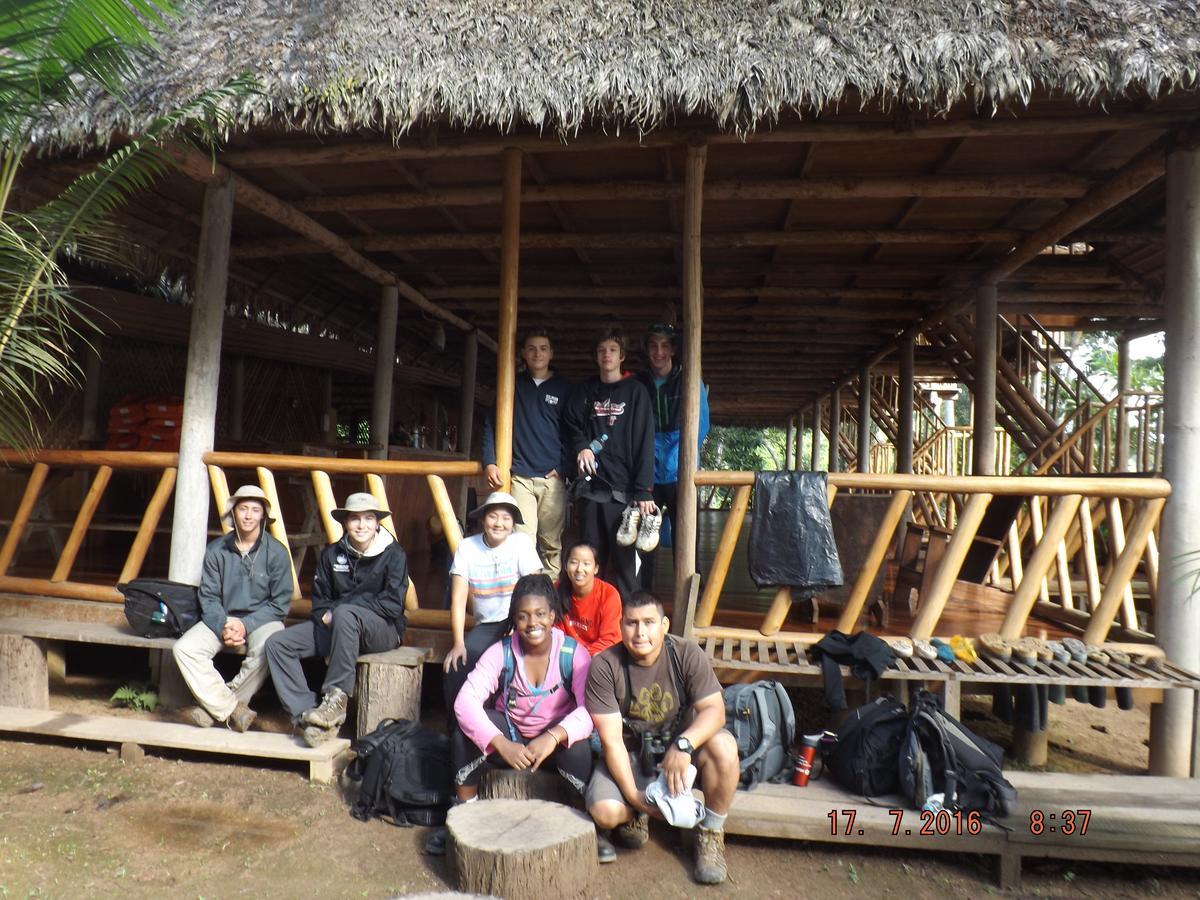 Tres Chimbadas Lake Lodge Tambopata Eksteriør billede