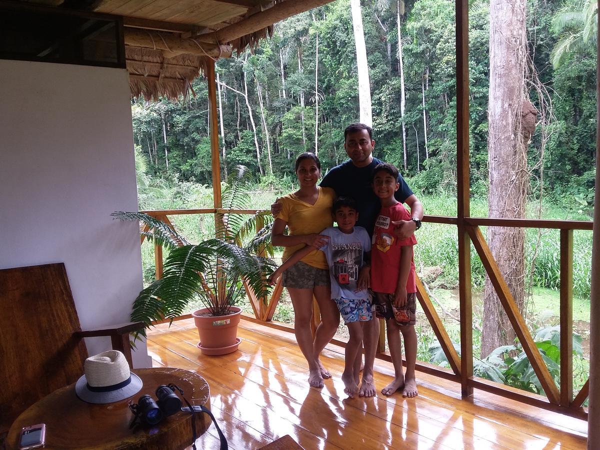 Tres Chimbadas Lake Lodge Tambopata Eksteriør billede