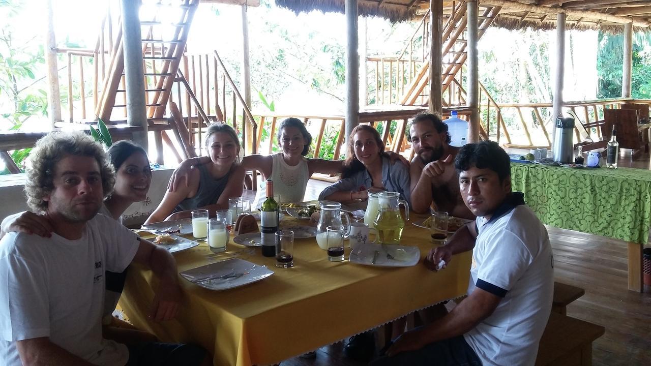 Tres Chimbadas Lake Lodge Tambopata Eksteriør billede