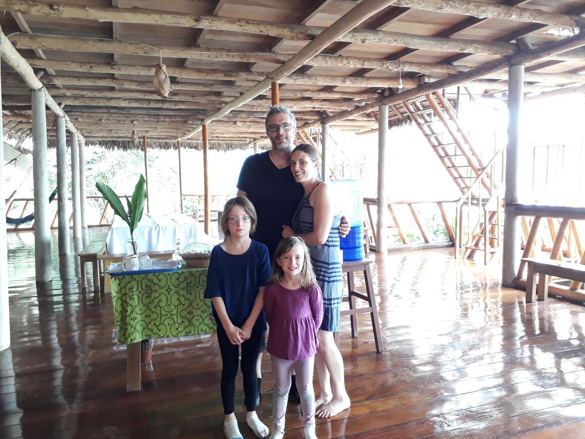 Tres Chimbadas Lake Lodge Tambopata Eksteriør billede